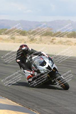 media/May-05-2025-Moto Forza (Mon) [[3c1838c5e5]]/2-B Group/Session 2 (Turn 7 Inside)/